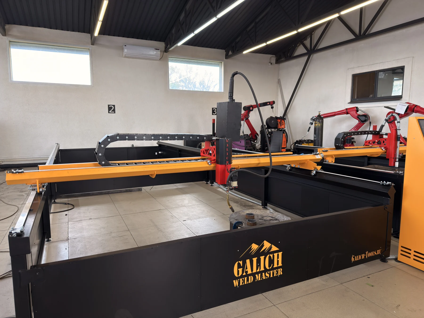 Станок автоматизированной сварки ЧПУ Galich Weld Master 2000×6000 — вид сбоку