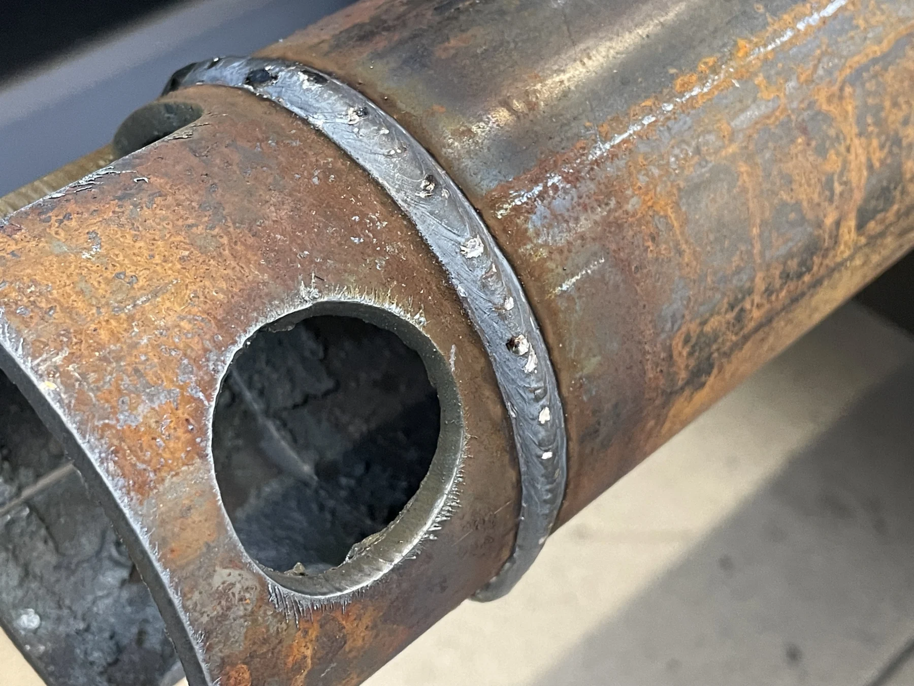 Станок плазменной резки и сварки труб Galich TUBE-CUT-WELD — вид сбоку