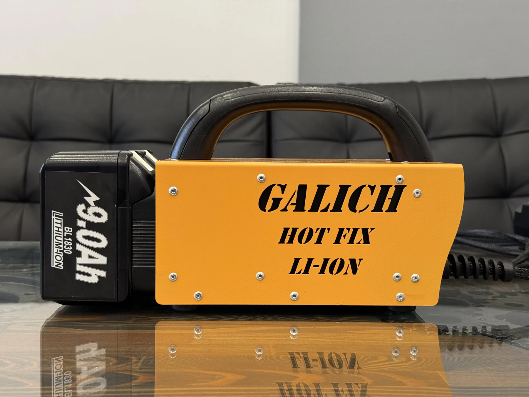 Аккумуляторный индукционный прибор Galich Hot Fix Steel LI-ION для удаления вмятин по стали — внешний вид