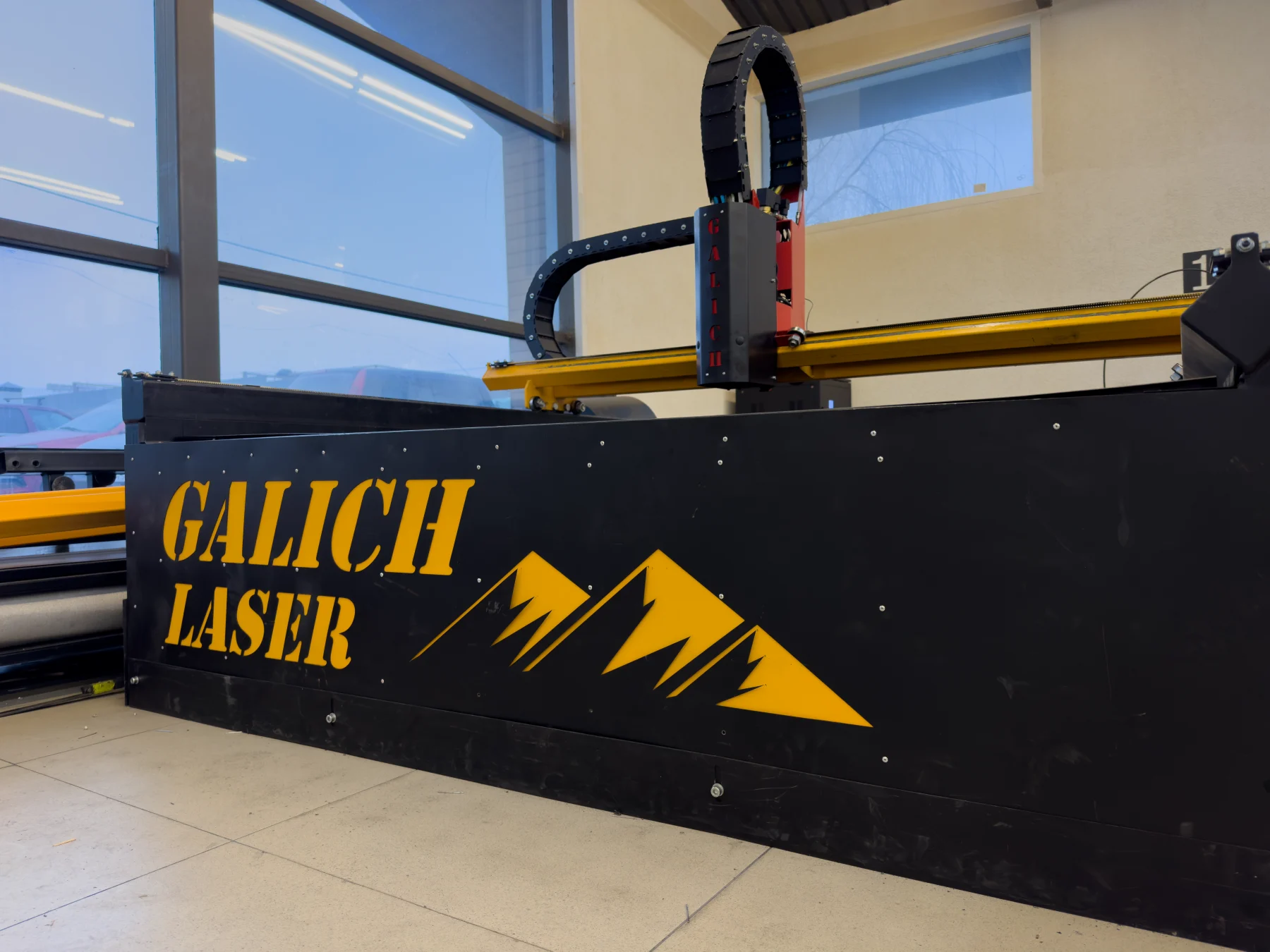 Лазерный станок GALICH LASER для резки металла — внешний вид