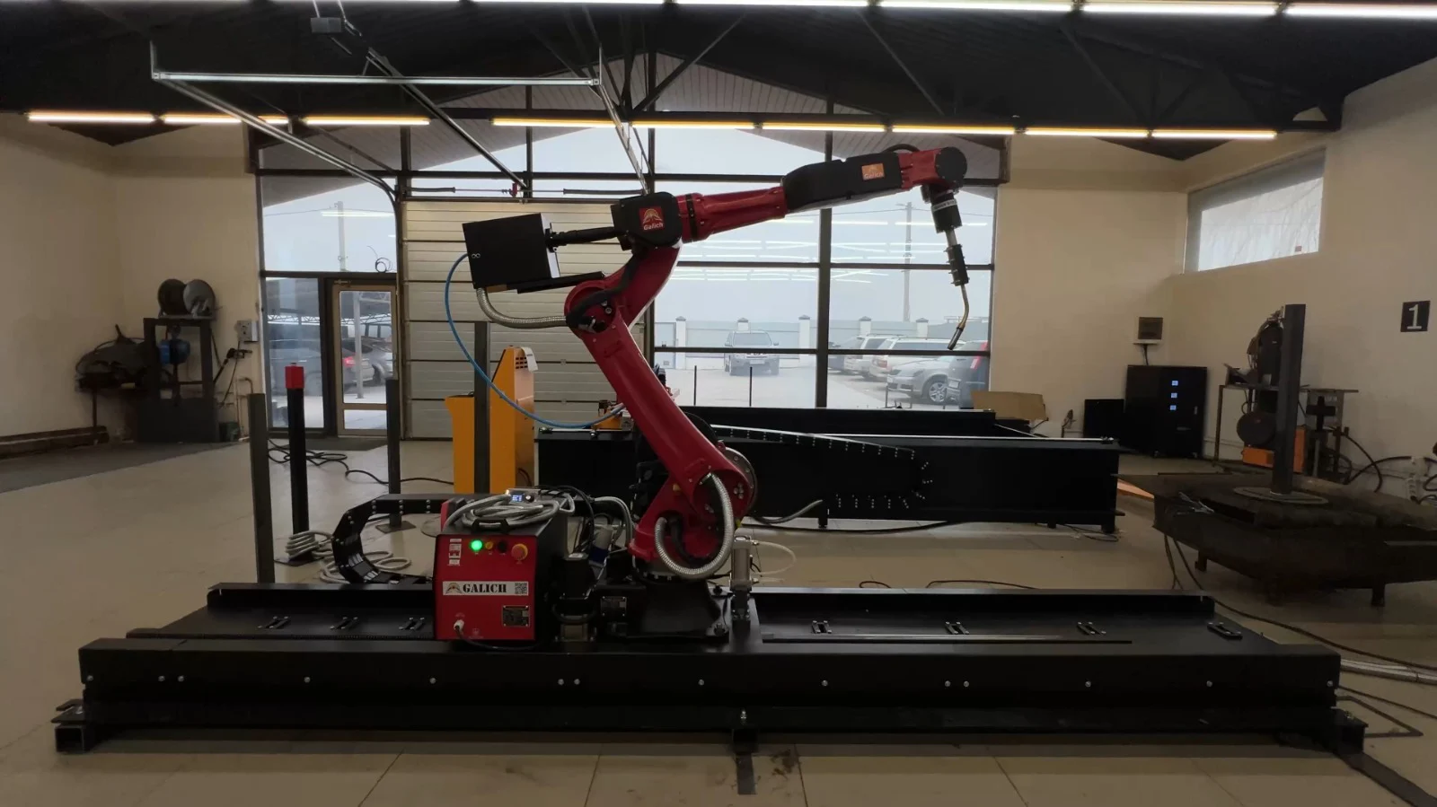Линейная рельса для промышленного станка Galich Robot Hand 3000 мм — вид сбоку