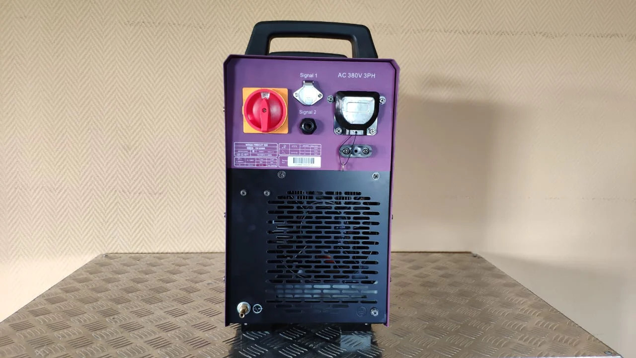 START FIRECUT 100 CNC — аппарат воздушно-плазменной резки 5W100CNC — вид сбоку